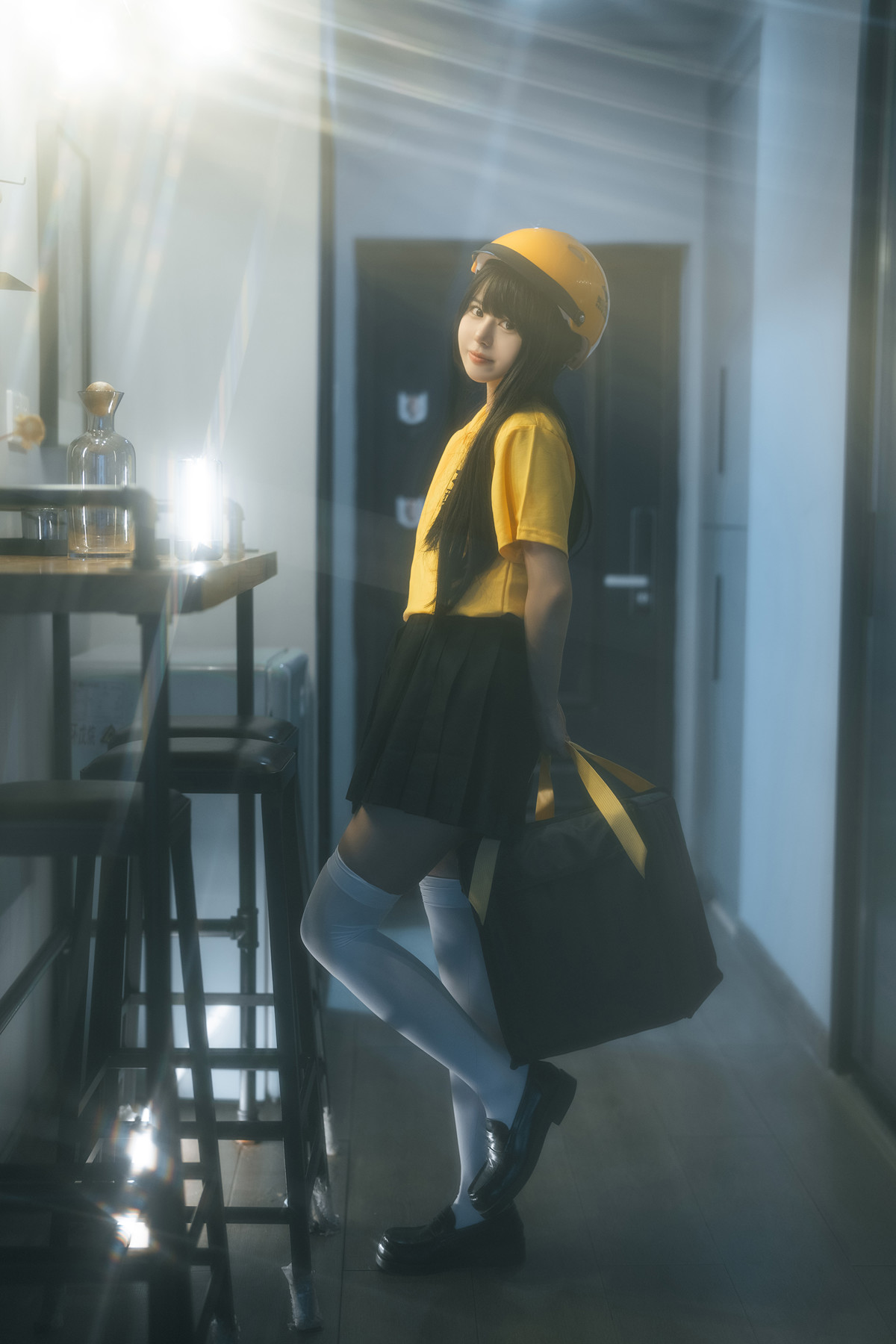 Cosplay Rua阮阮 外卖员 Delivery Girl