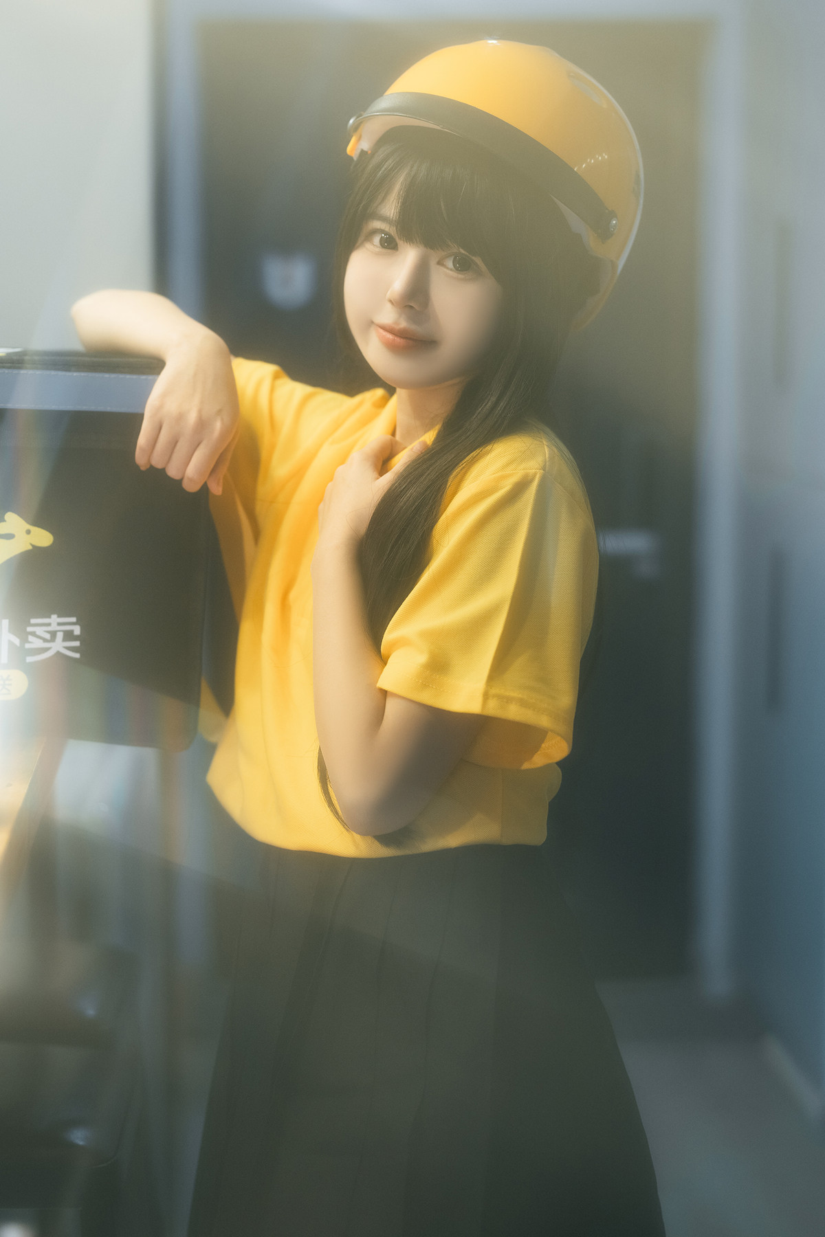 Cosplay Rua阮阮 外卖员 Delivery Girl