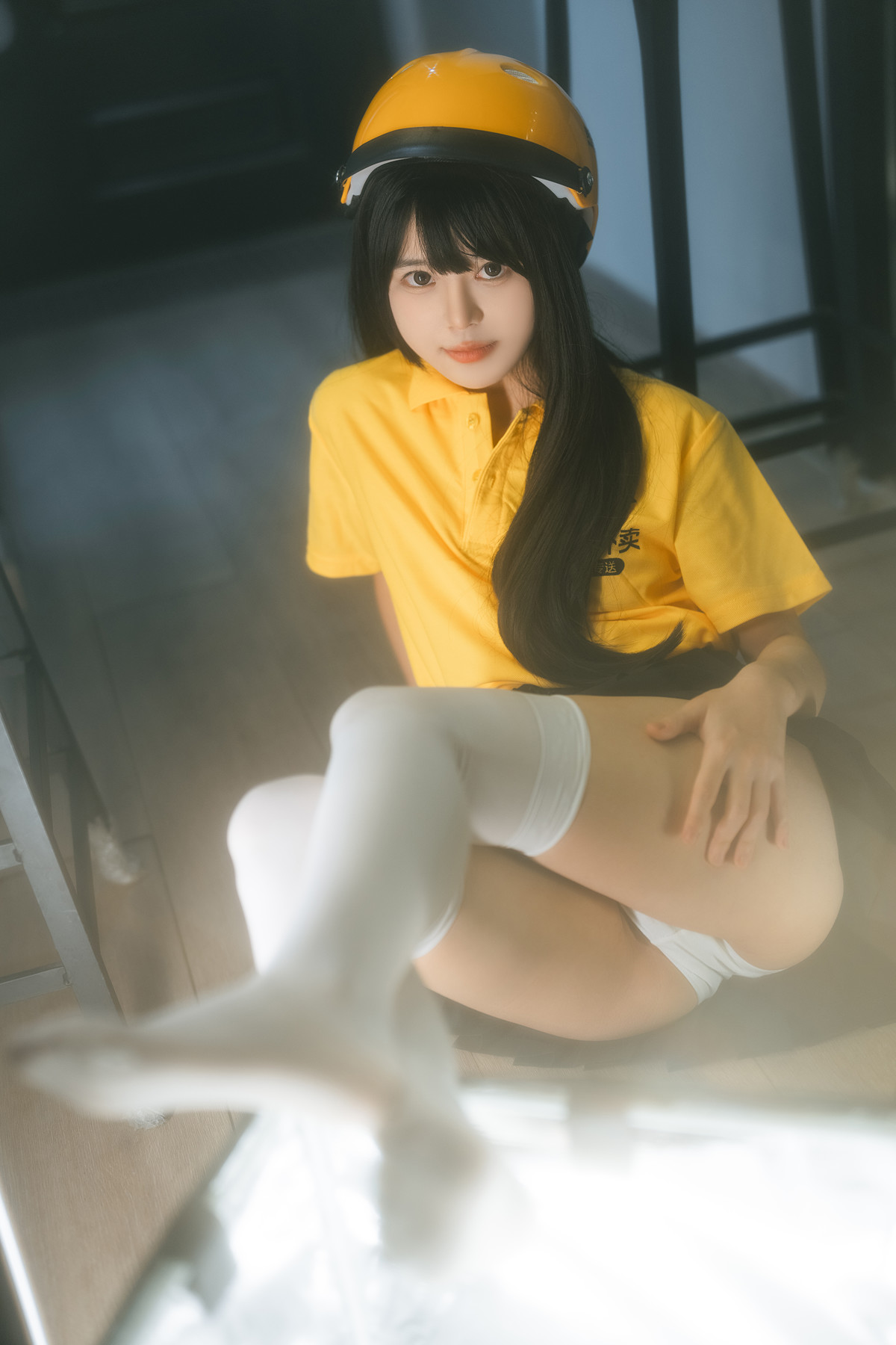 Cosplay Rua阮阮 外卖员 Delivery Girl