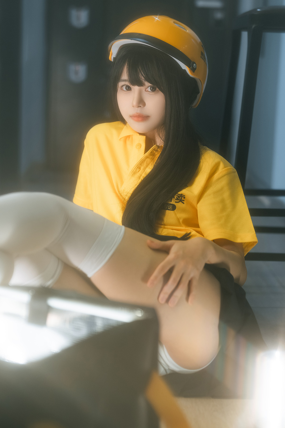 Cosplay Rua阮阮 外卖员 Delivery Girl