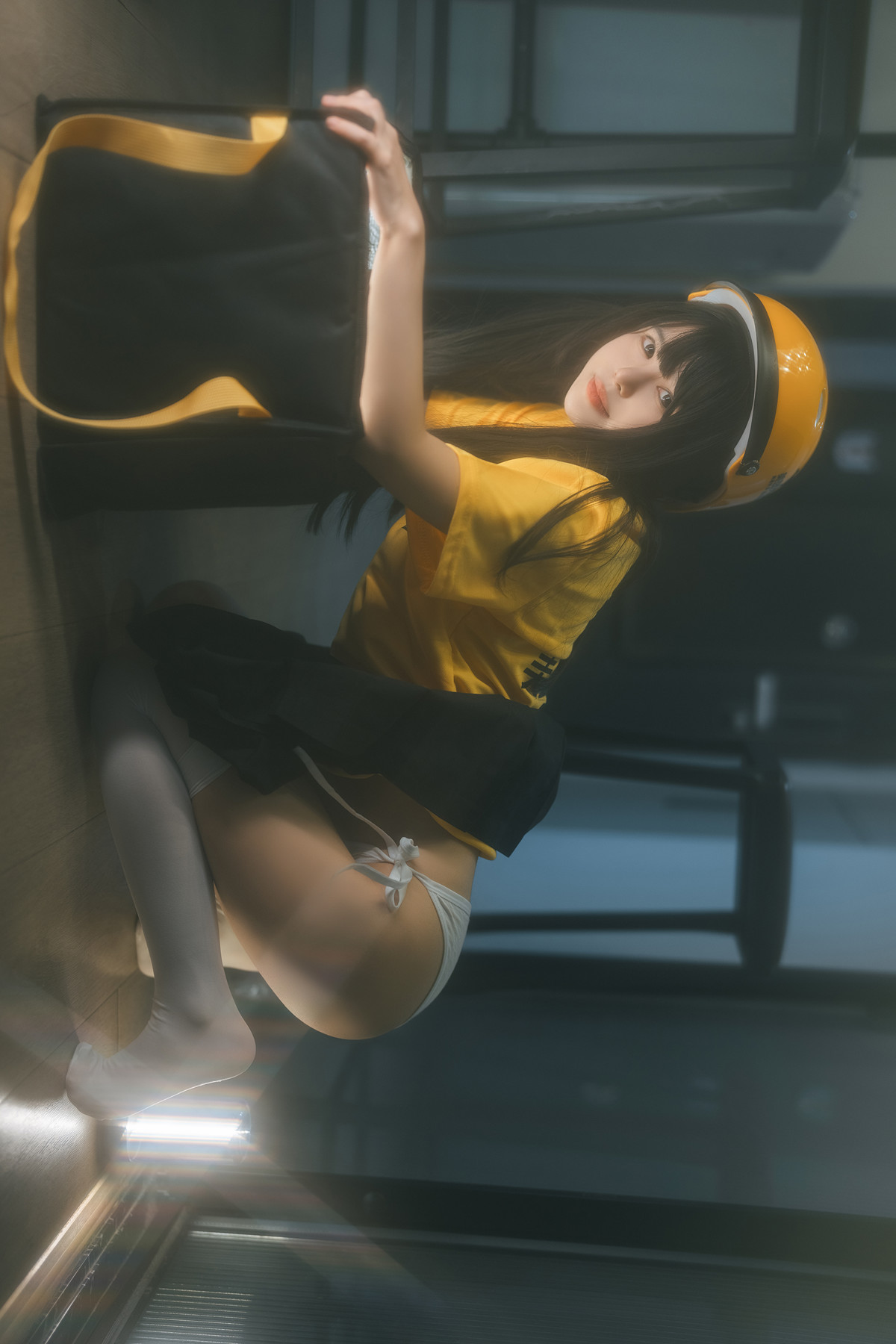 Cosplay Rua阮阮 外卖员 Delivery Girl