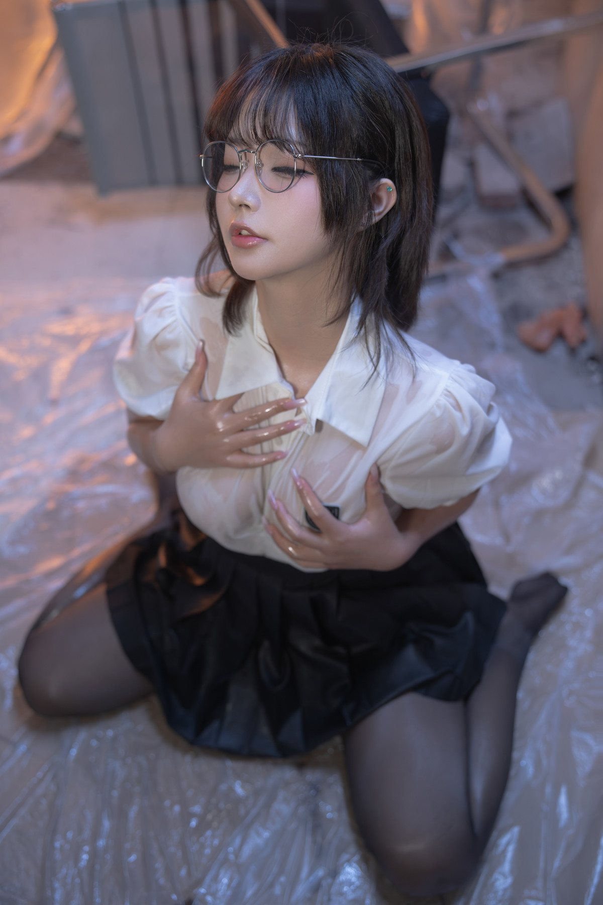 Cosplay Yuuhui玉汇 电梯间 尾行 Set.02