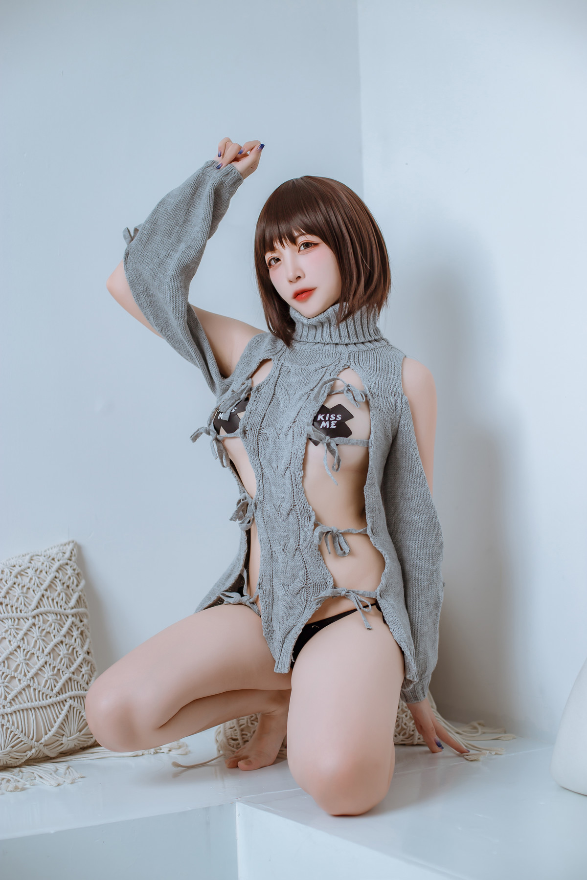 Cosplay 二佐Nisa 私房洞洞毛衣