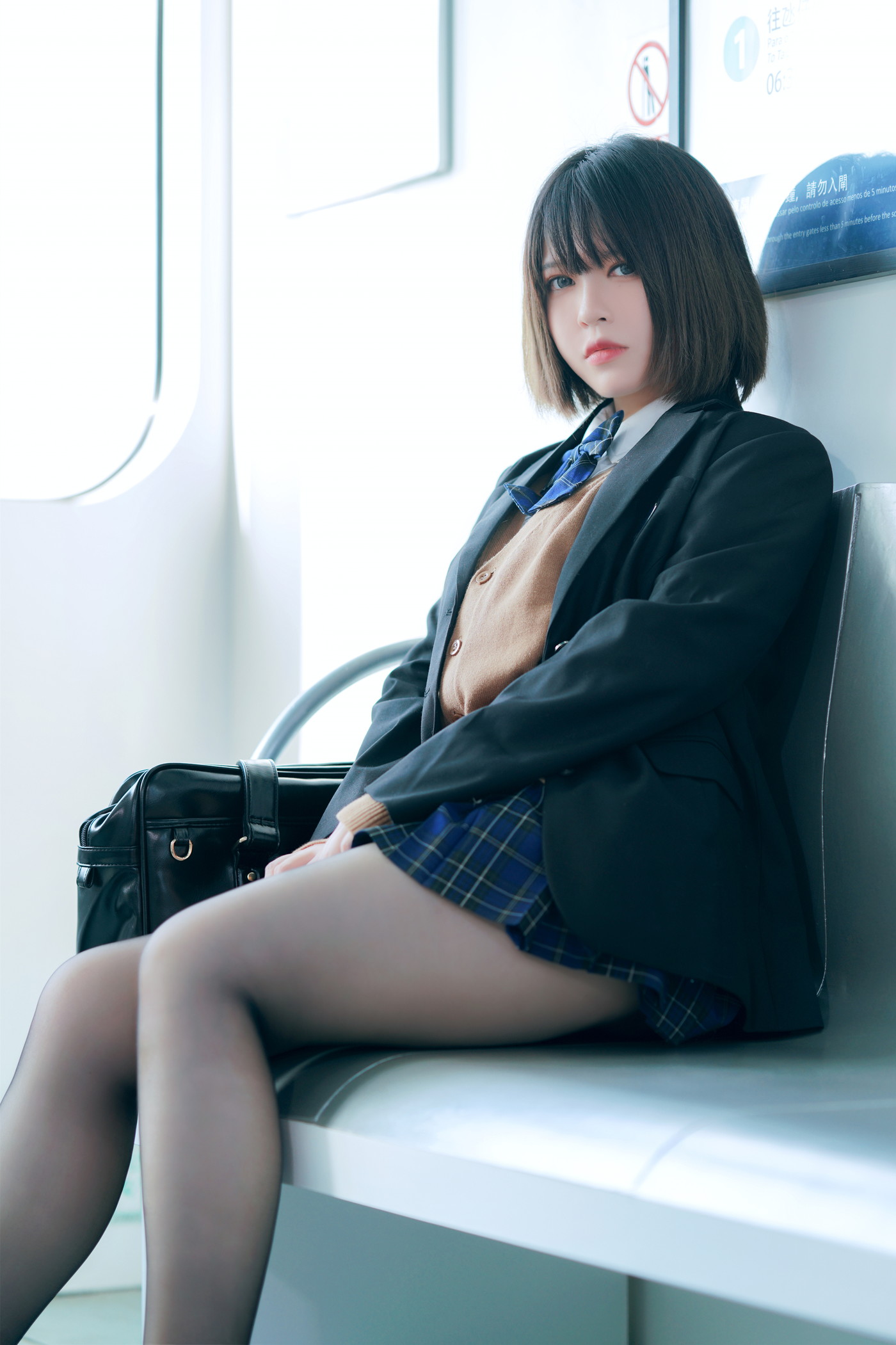 Cosplay 半半子Banbanko 彼女の制服