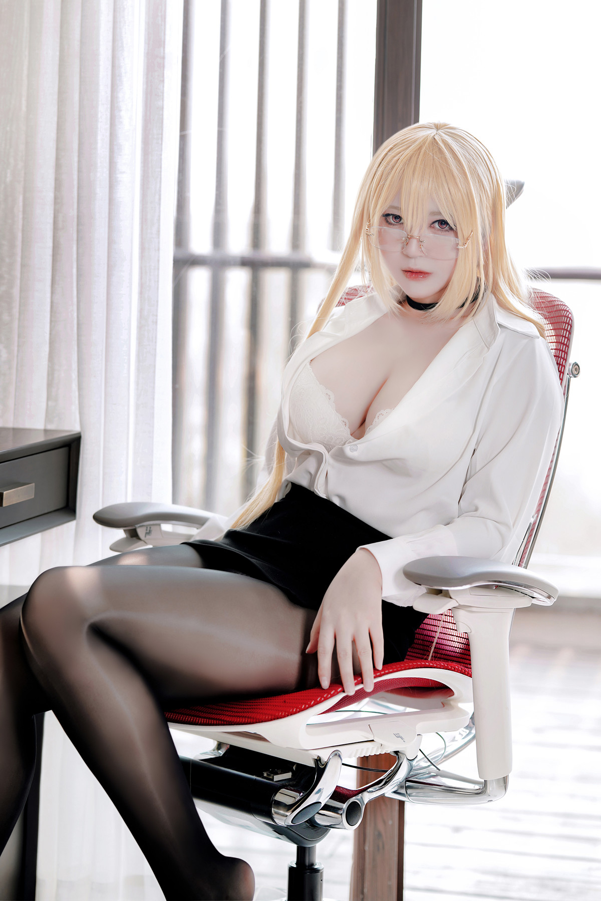 Cosplay 半半子Banbanko 碧蓝航线 怨仇OL