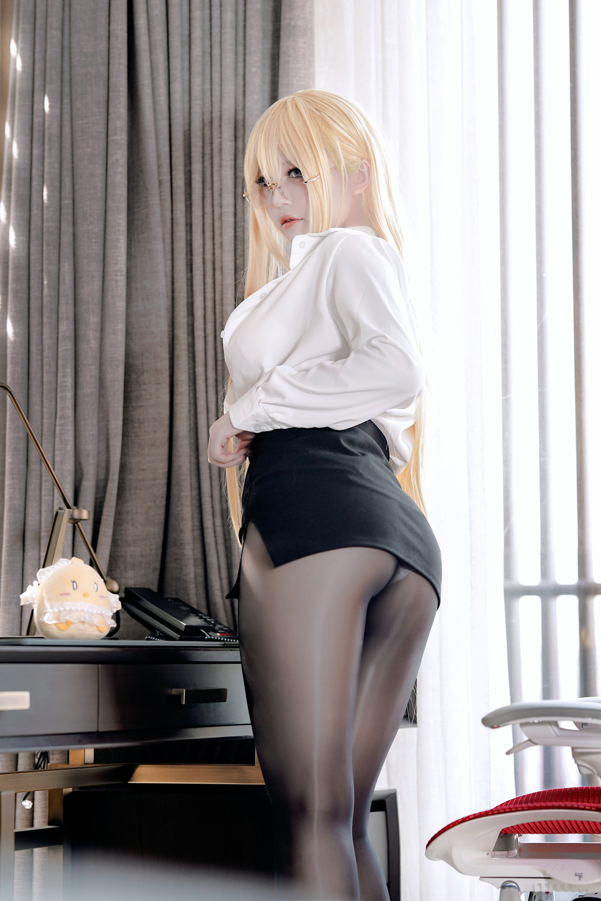 Cosplay 半半子Banbanko 碧蓝航线 怨仇OL