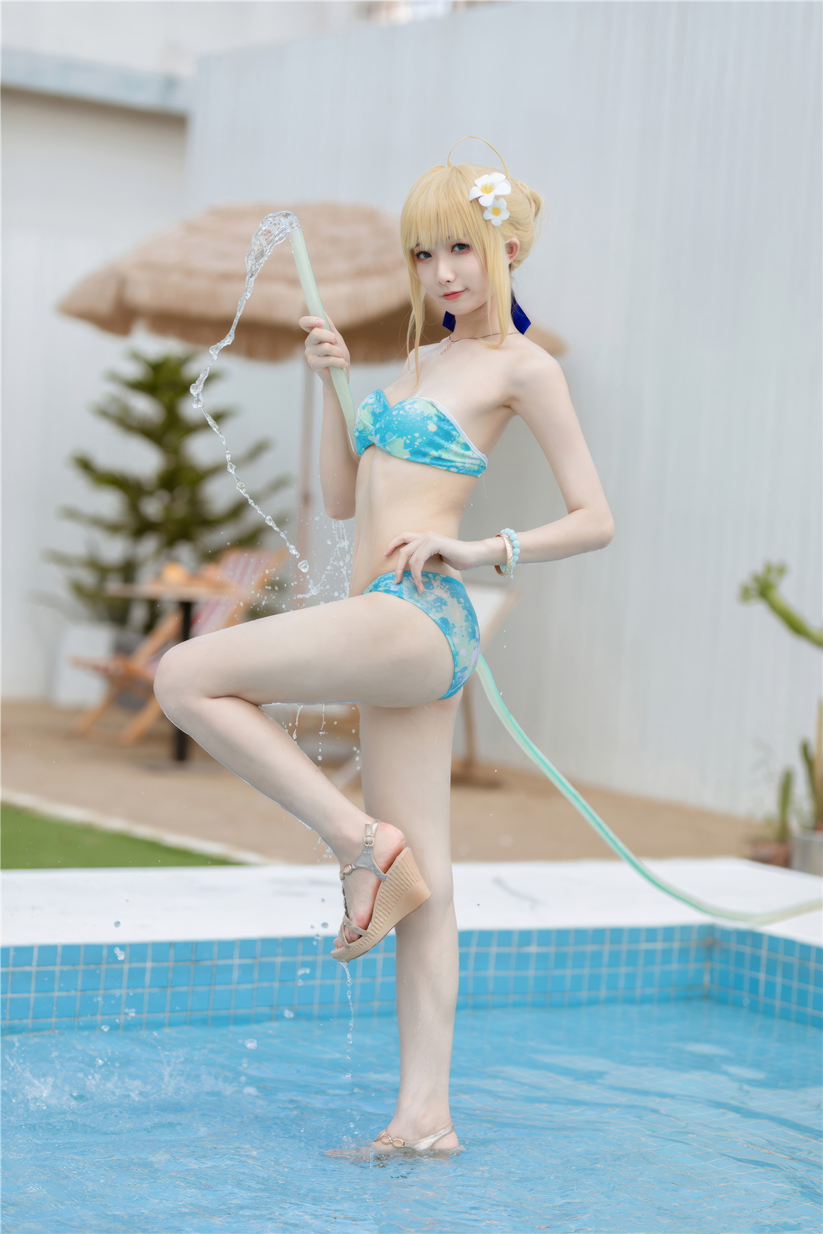 Cosplay 封疆疆v 阿尔托莉雅·潘德拉贡 泳装