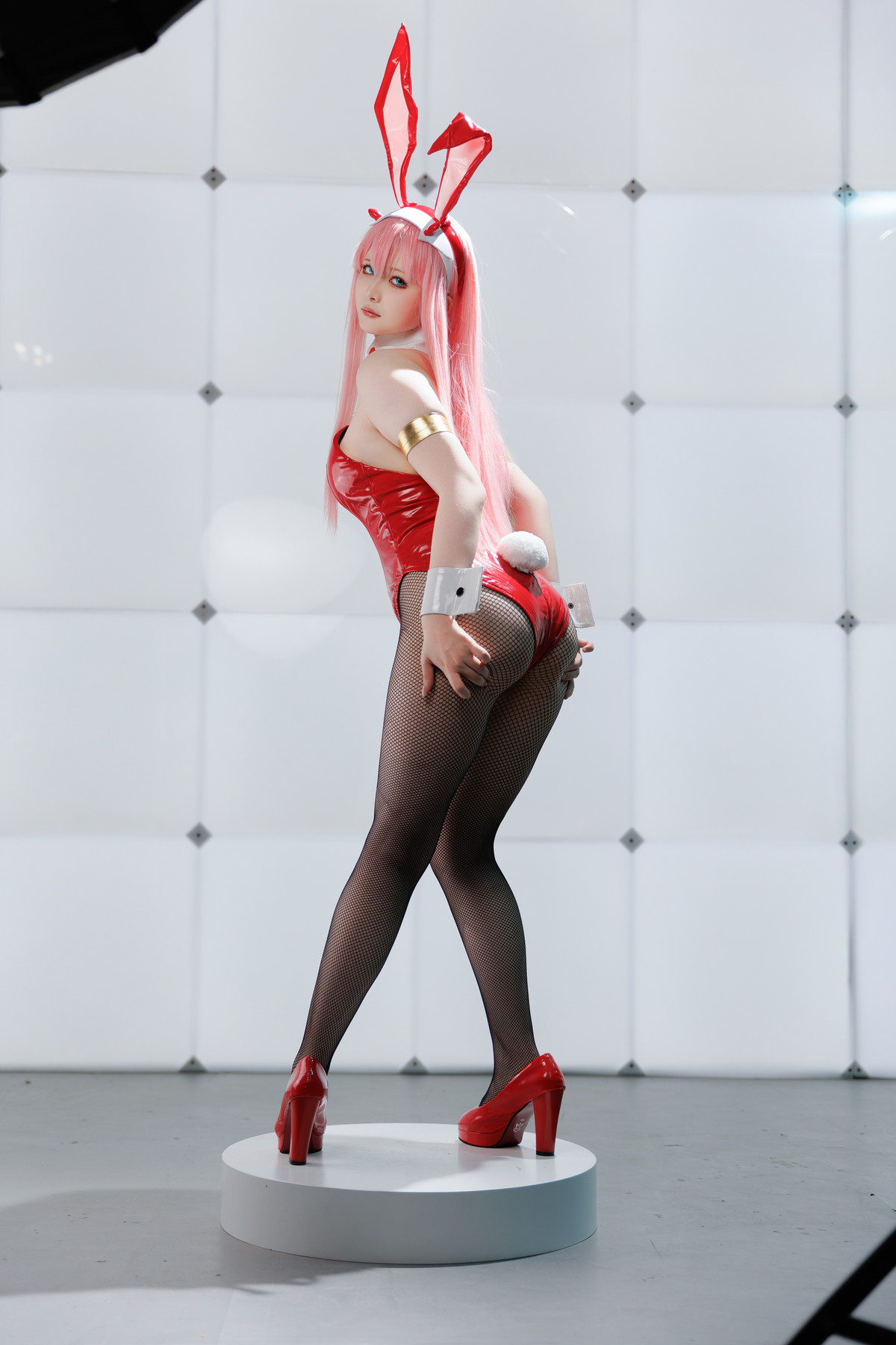 Cosplay 屿鱼 Zero Two