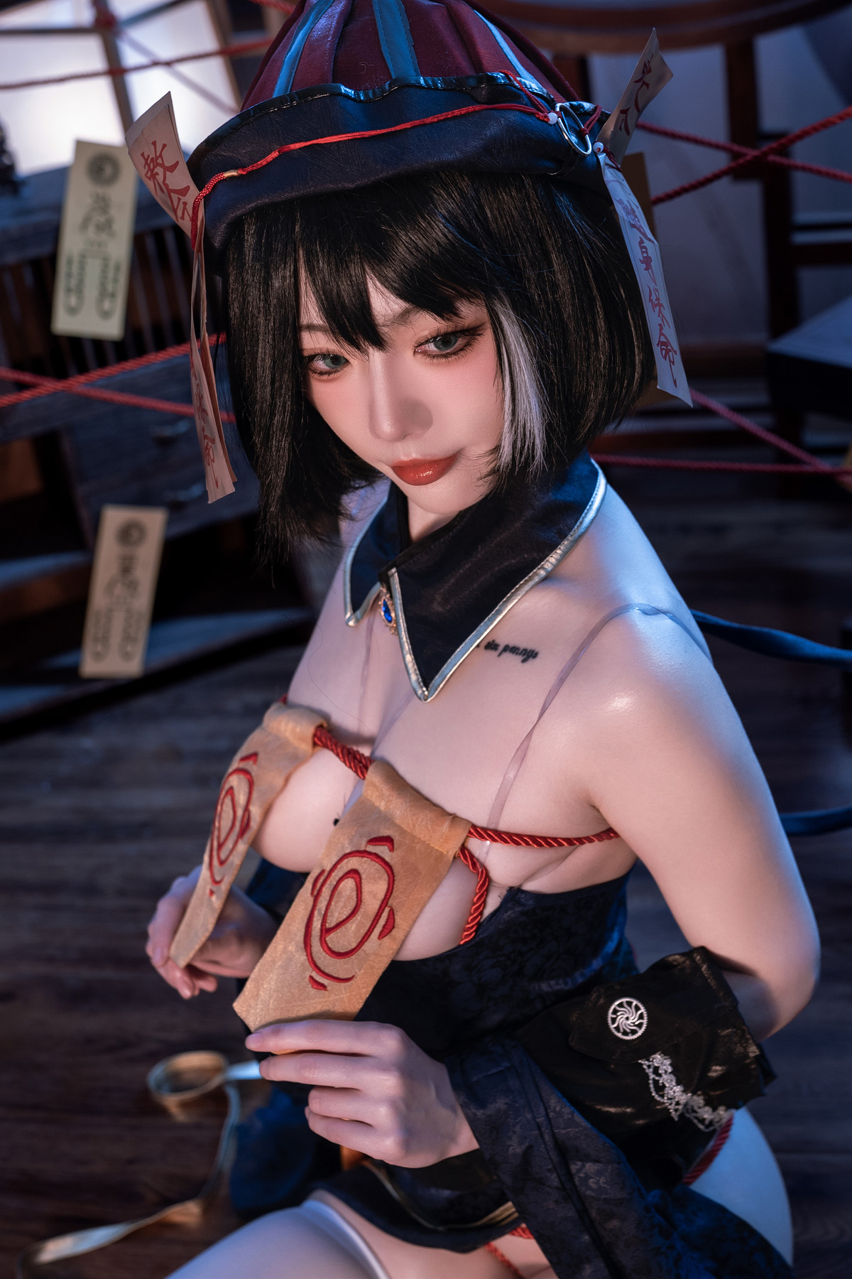 Cosplay 桃良阿宅 华甲小僵尸