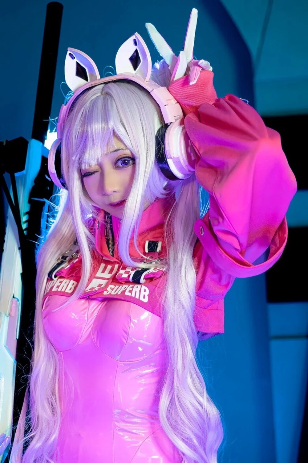 Evil Overlord Gabo – Alice
