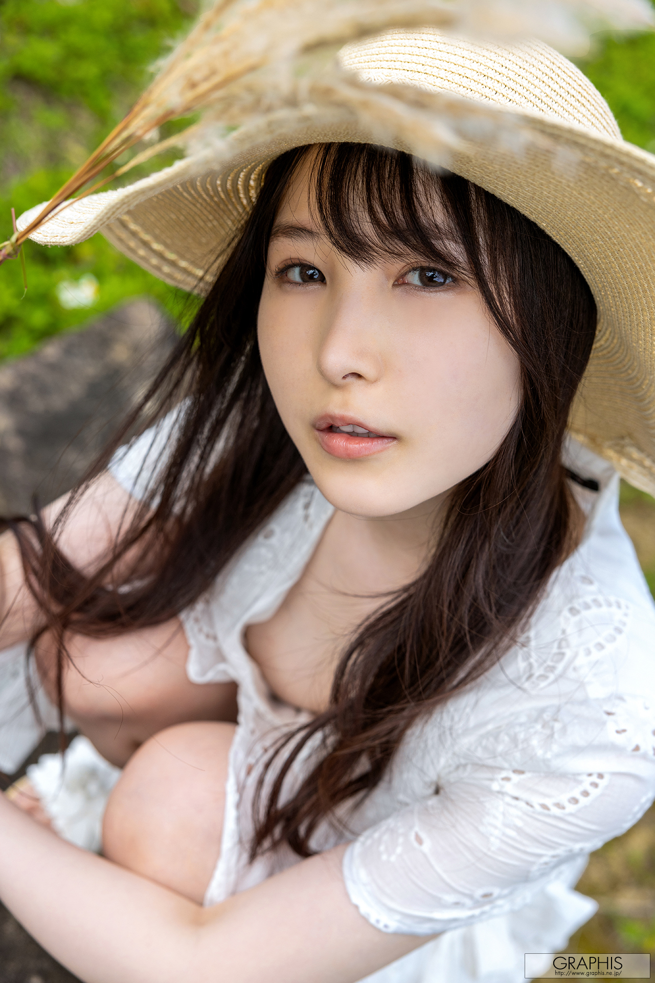 [Graphis] AUTUMN SPECIAL 2024 Jun Kasui 香水じゅん – Perfume Vol.9