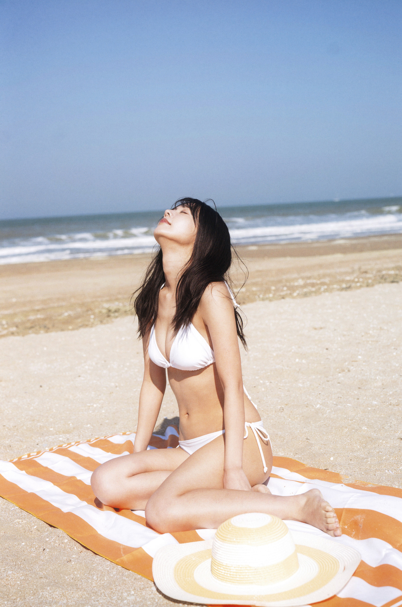 Hikari Kabashima 椛島光, 1st写真集 『chouchou』 Set.03