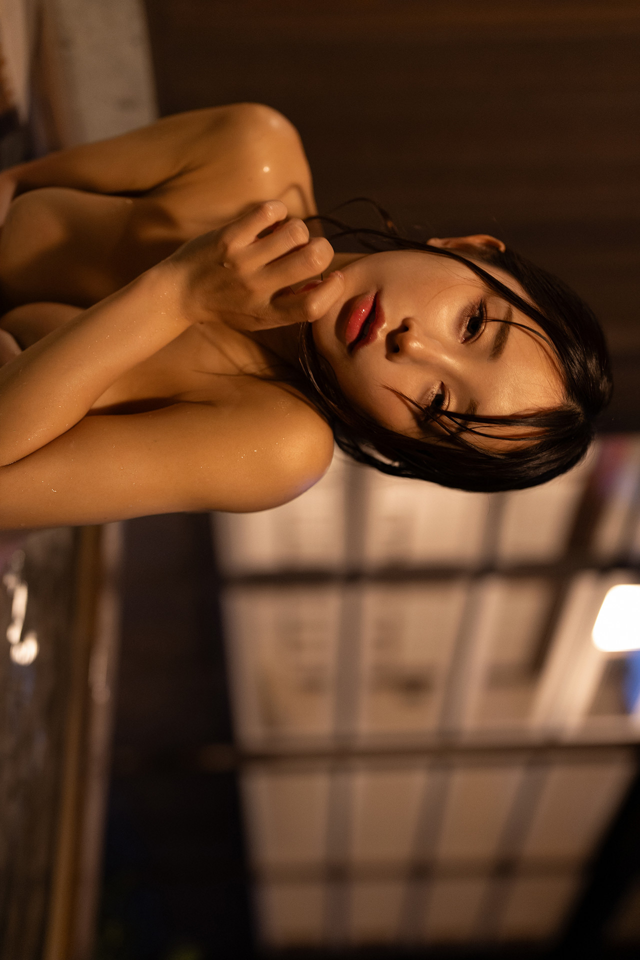 Ikumi いくみ, デジタル写真集 『MITSU』 Set.02