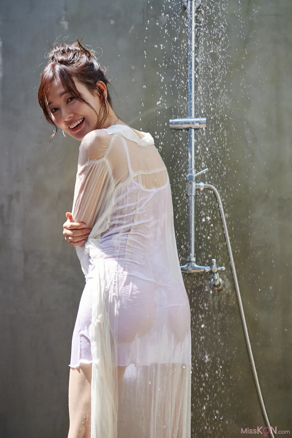 Haruka Kodama (儿玉遥)_ 纯白を抱いて