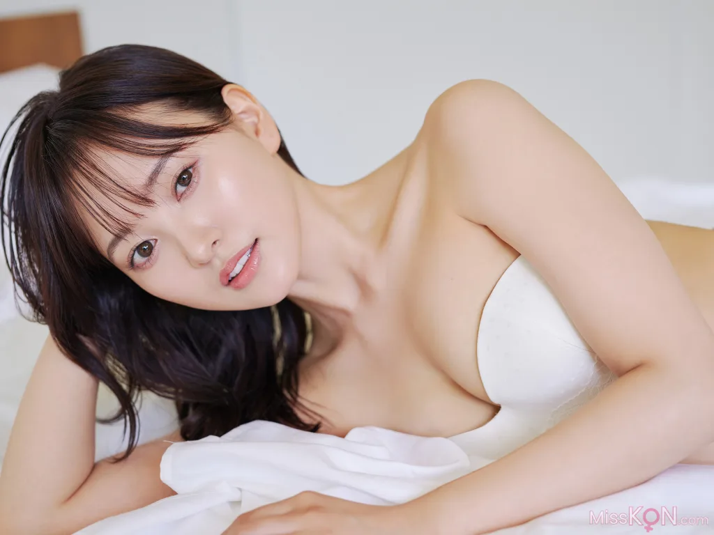 Haruka Kodama (兒玉遙)_ 純白を抱いて