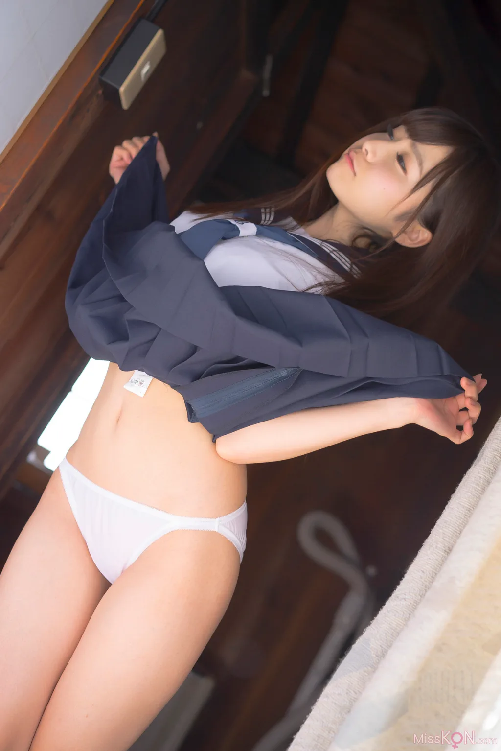 Megumi Aisaka (逢坂爱)_ Megu Ism メグ伊豆ム