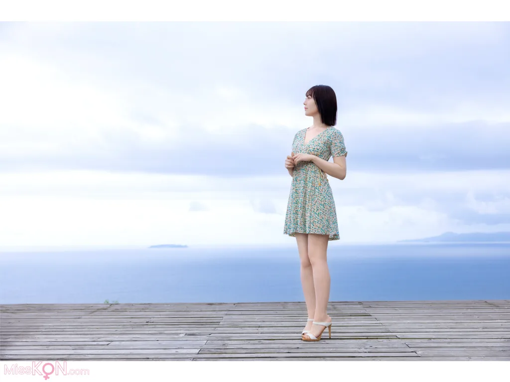 Takimoto Shizuha (泷本雫叶)_ NATURALLY