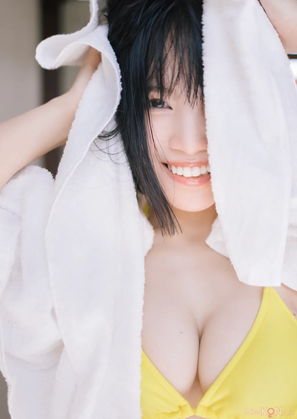 Yui Sukiiro (鎌房祐衣)_ 透色ドロップ