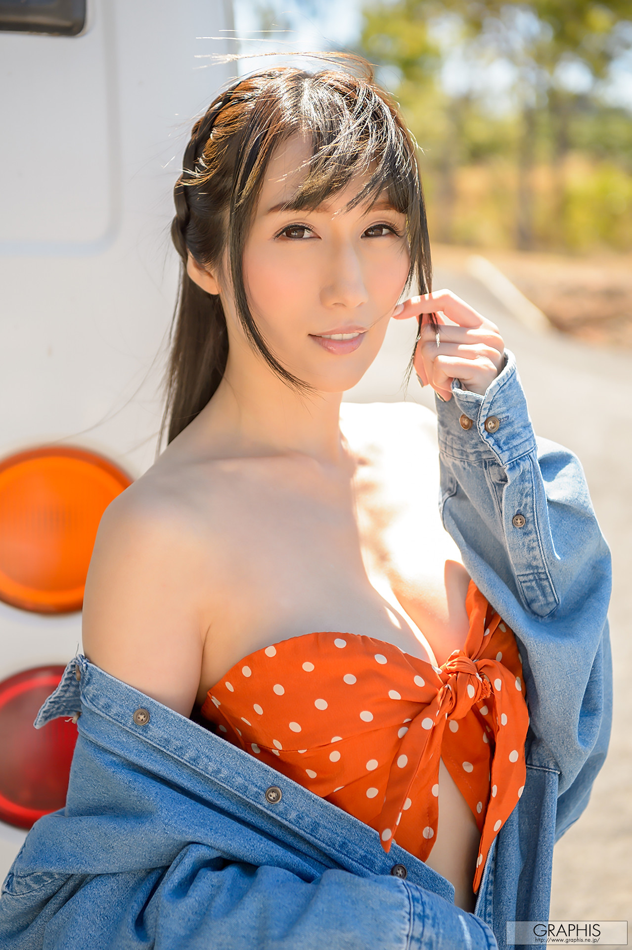 JULIA じゅりあ, Graphis Gals 「Julia The Cool Beauty」 Vol.01