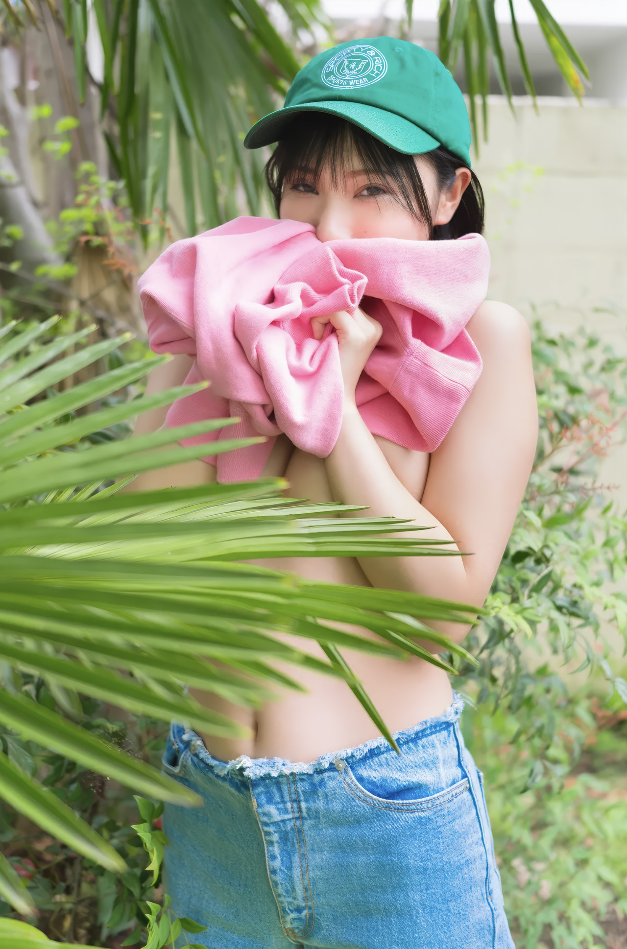 Mitsuhashikuun 三橋くん, FRIDAYデジタル写真集 『三橋くんは女の子♡ Vol.1』 Set.02