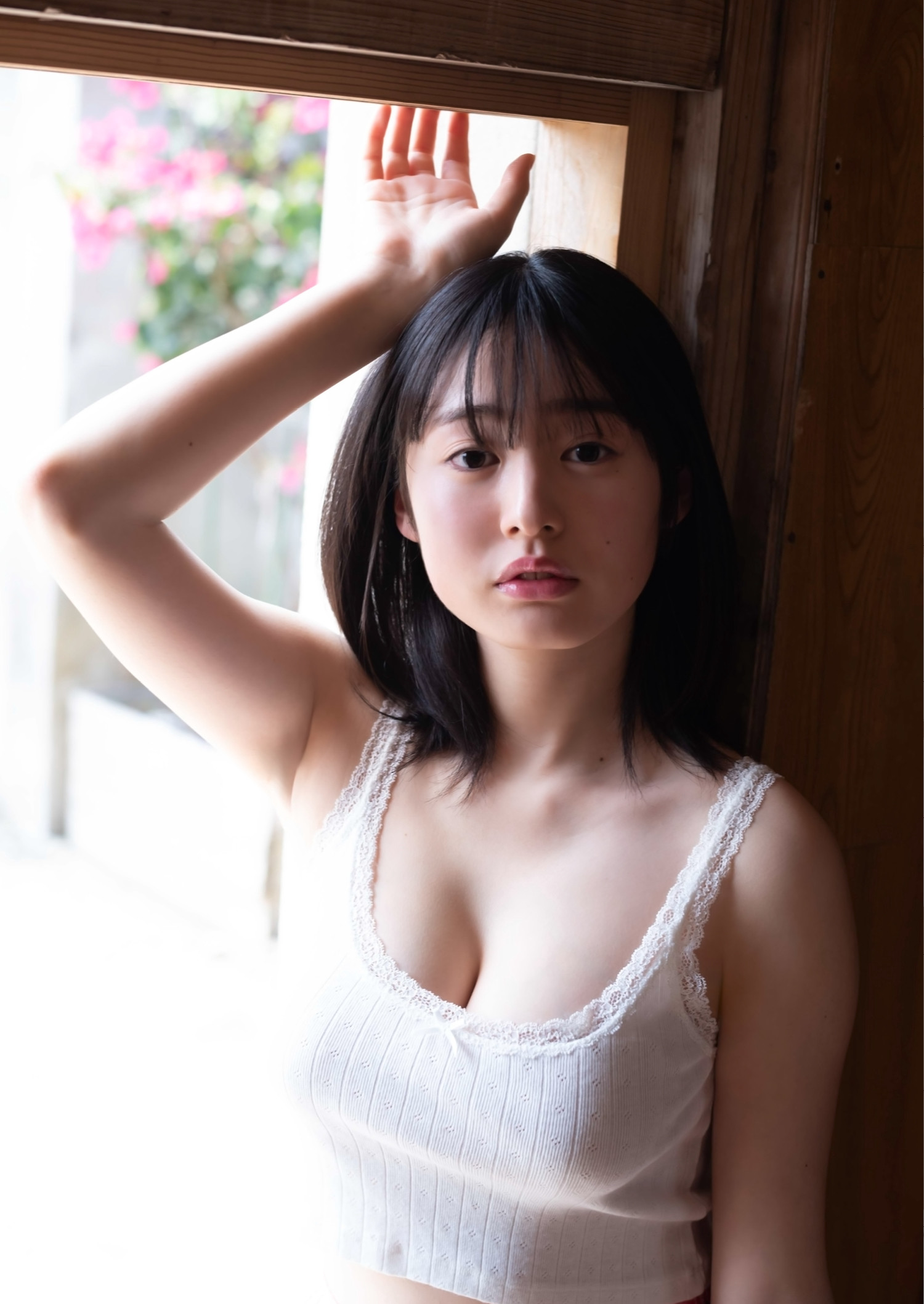 Miu Shirahama 白濱美兎, Young Jump 2025 No.08 (ヤングジャンプ 2025年8号)