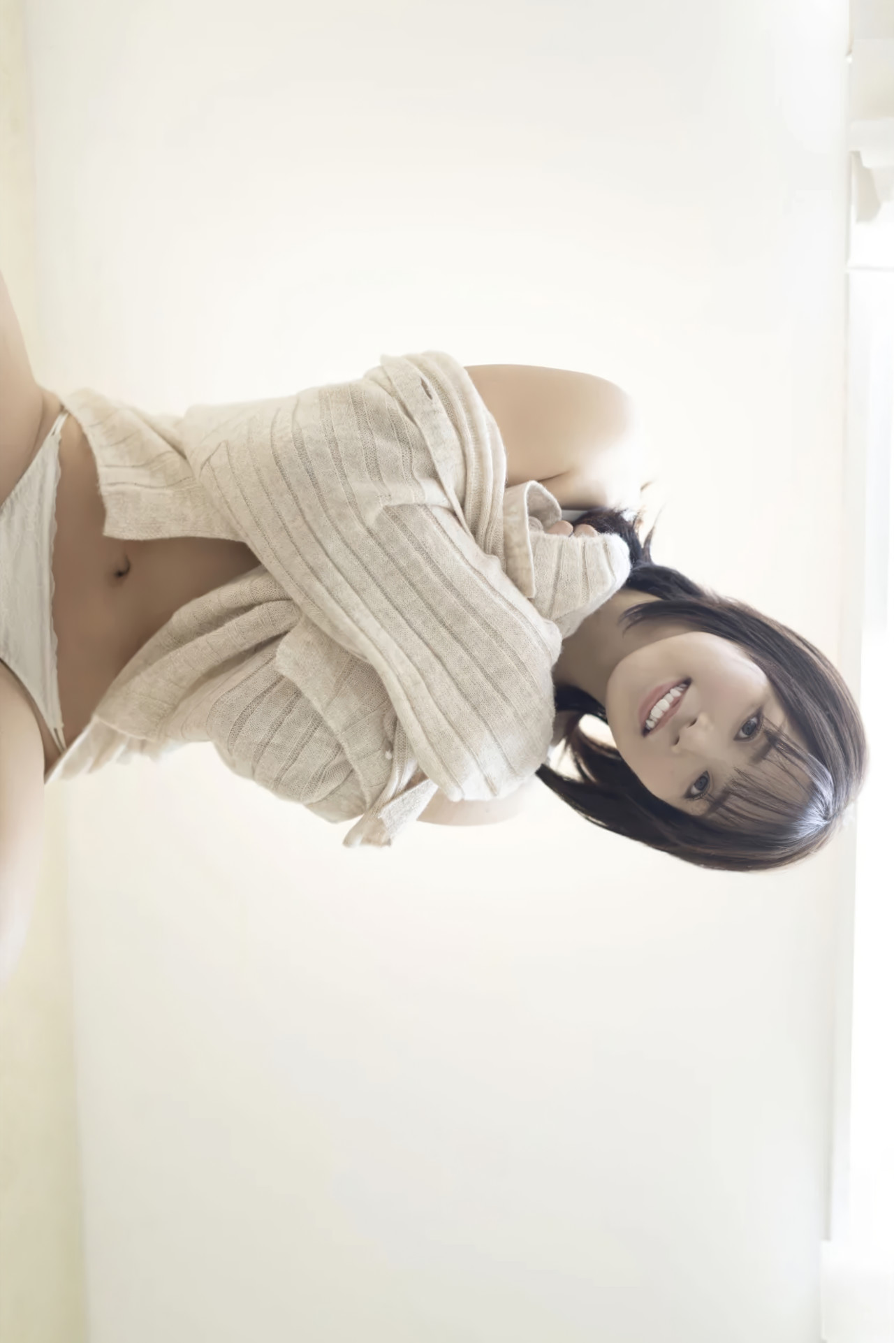 Miyabi Yamaoka 山岡雅弥, FRIDAY Monthly Girl No.36 Set.01