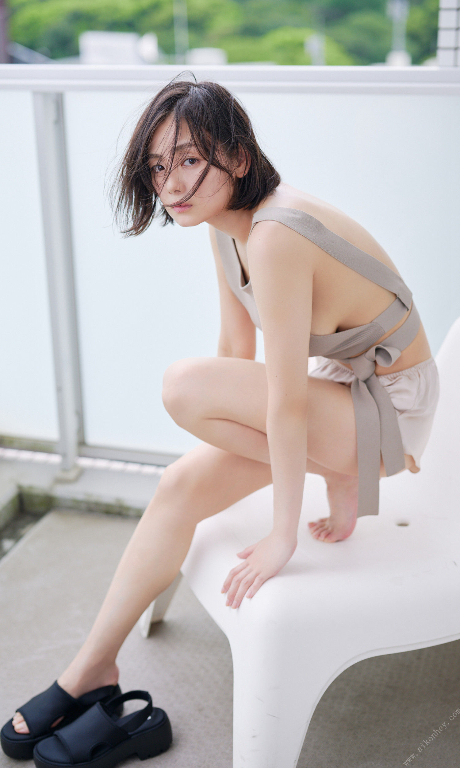 Moemi Katayama 片山萌美, 写真集 デジタル限定 「街に生きる」 Set.02