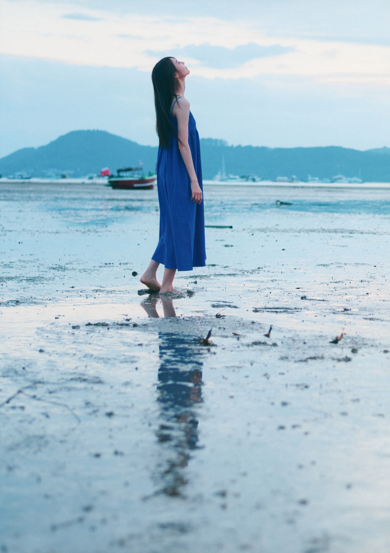 Nao Yumiki 弓木奈於, 1st写真集 『天使だったのか』 Set.04