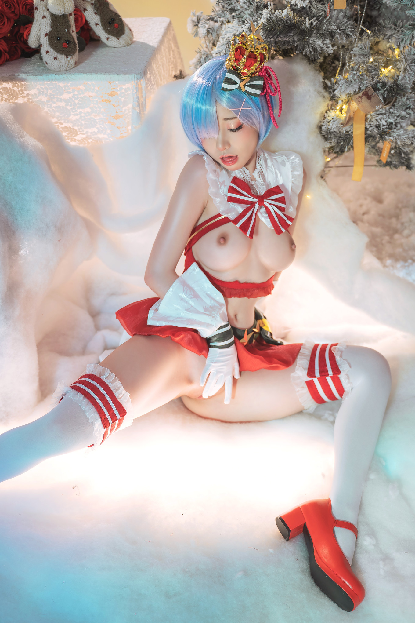 Nekokoyoshi 爆机少女喵小吉, 写真集 Christmas Begins