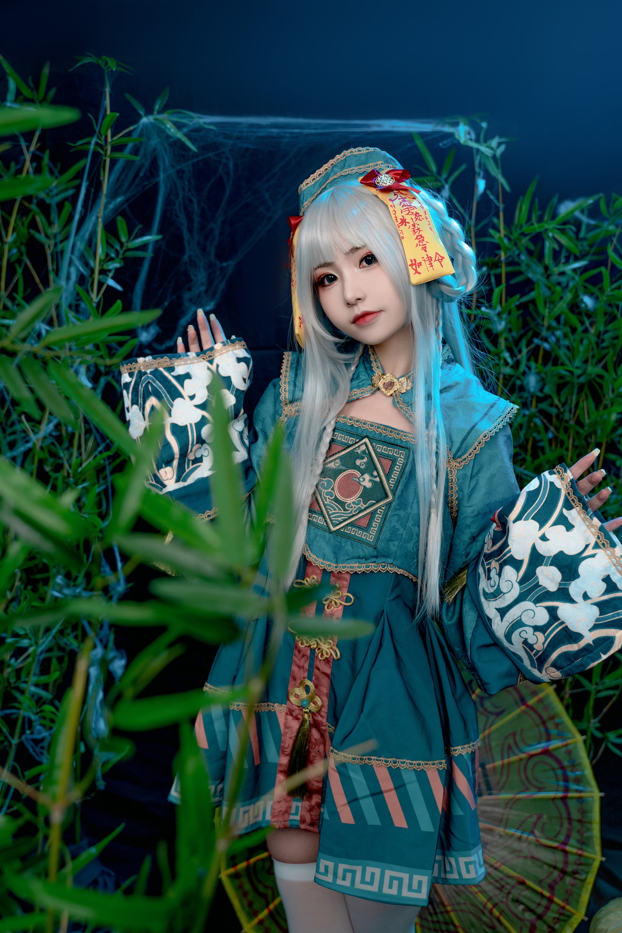 Nekokoyoshi 爆机少女喵小吉, 写真集 子不语