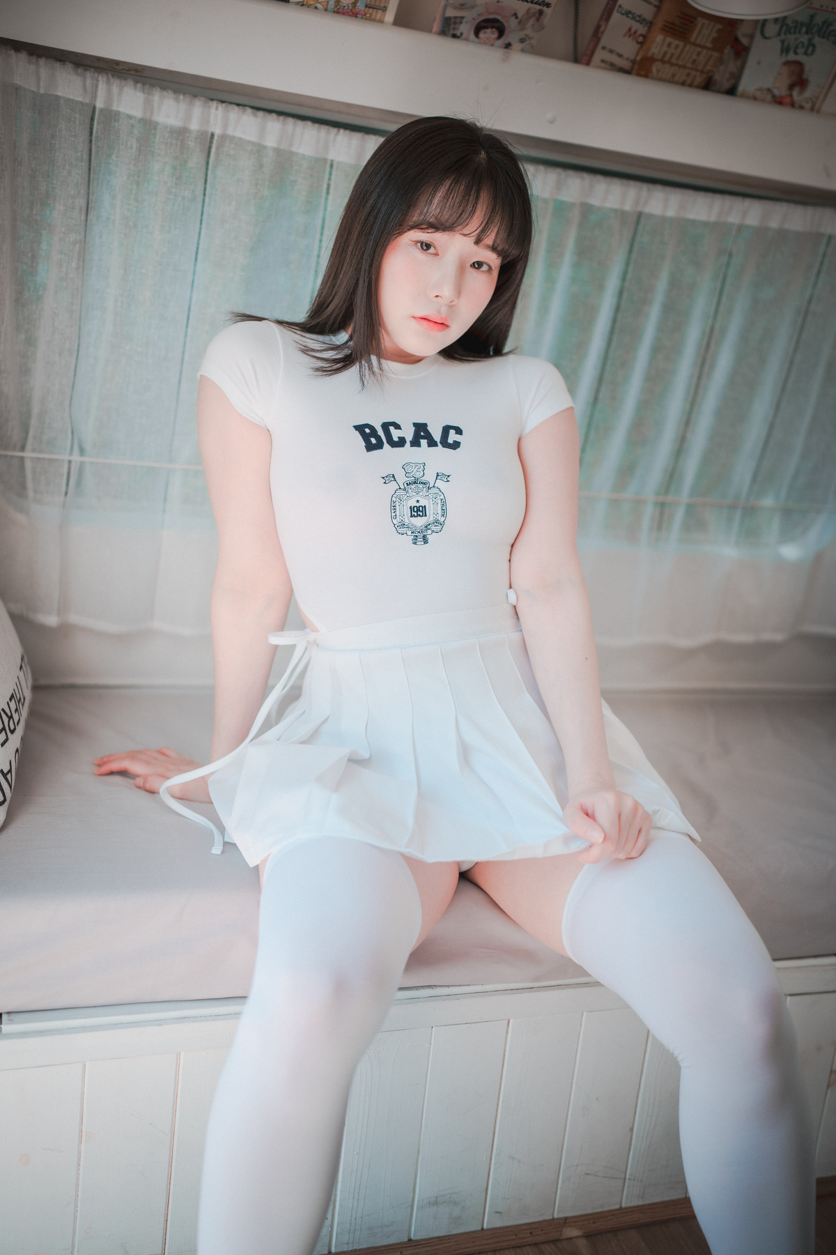 PIA 피아, DJAWA ‘Classic Athletic Girl’ Set.02