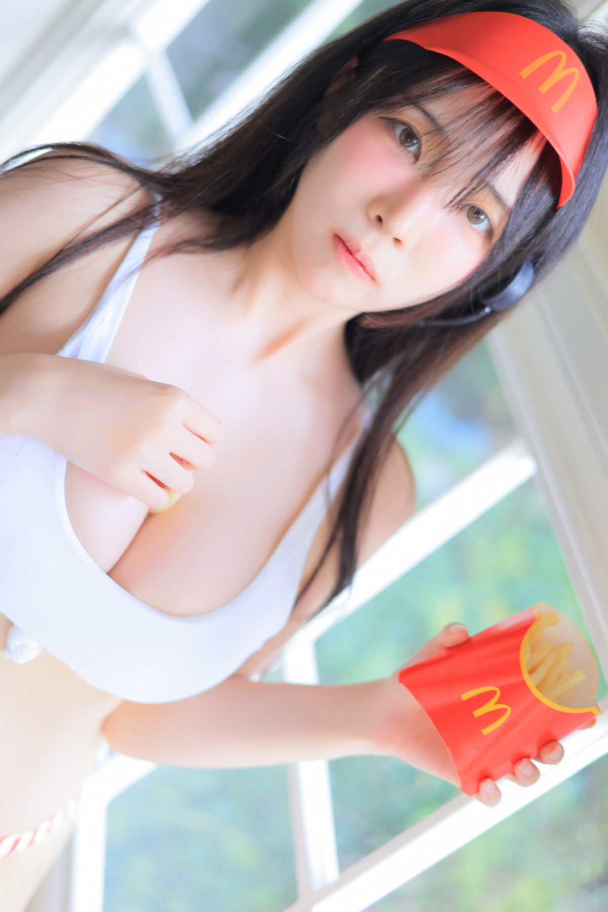 Rinaモモリナ, Photobook ‘Sexy Waiter’ Set.01