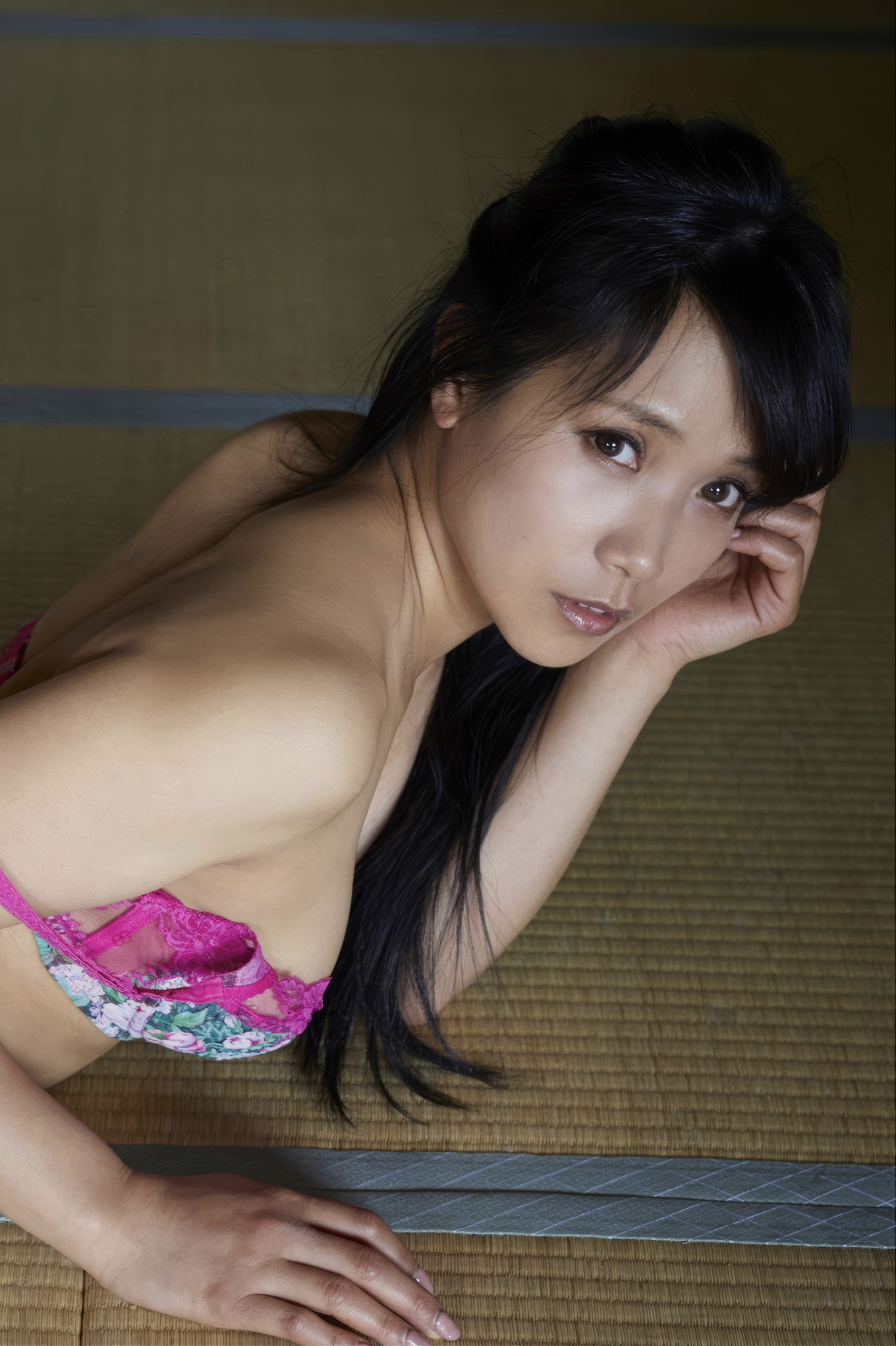 Yuki Hosaka 穂坂ゆき, Evolved Gravure 写真集 『Heaven』 Set.02