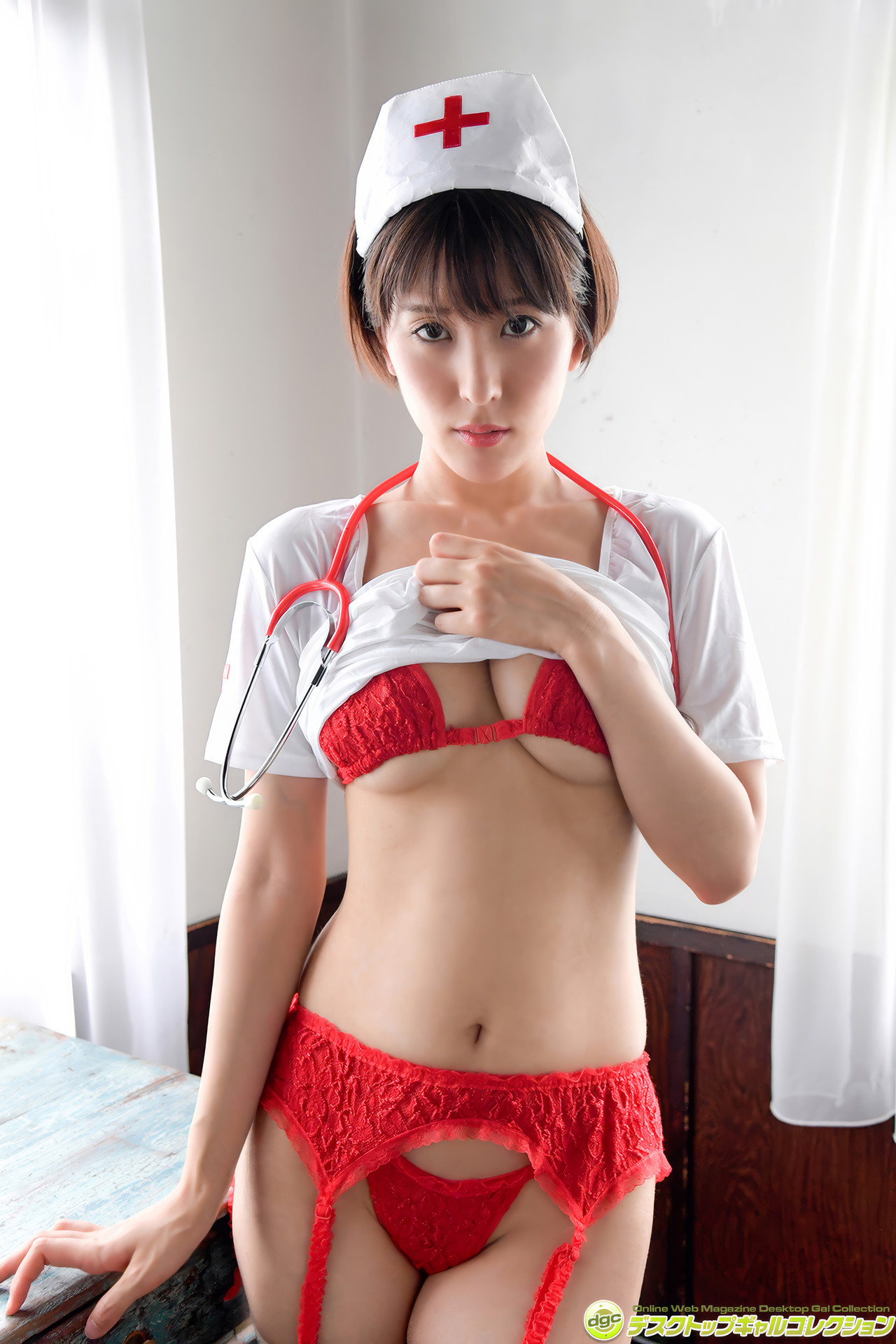 Yumi Asahina 朝比奈祐未, DGC 写真集 自慢のエロボディにカメラがイン・アウト！ Set.02