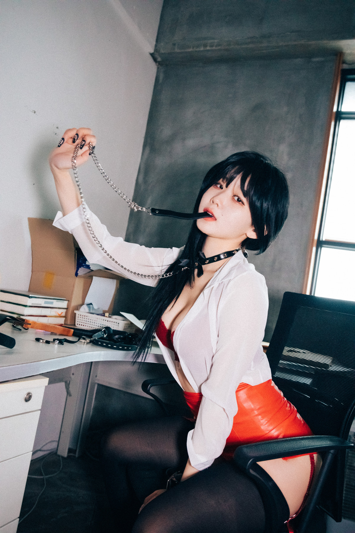 ZIA.Kwon 권지아, Loozy ‘Office Slave’ Set.01