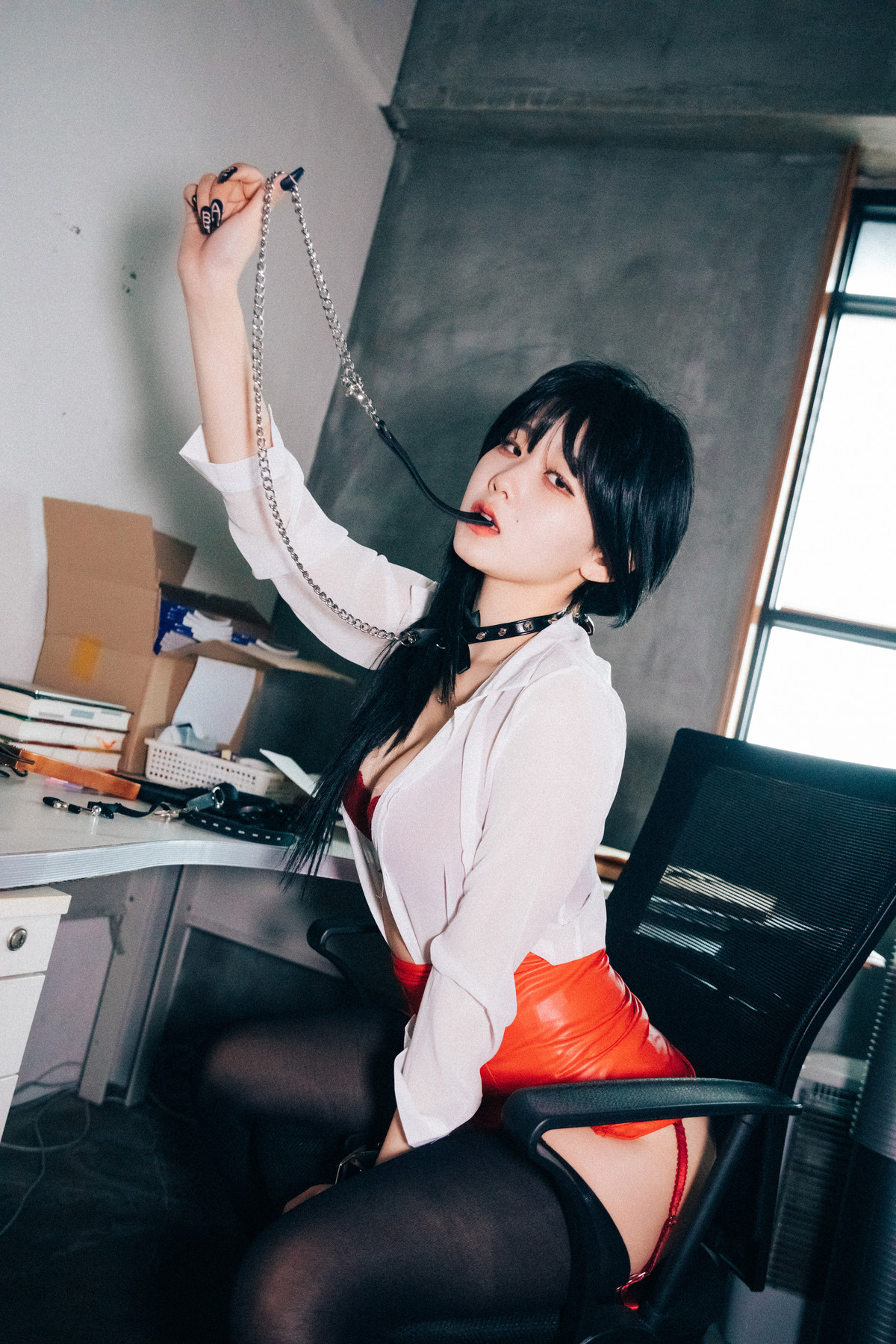 ZIA.Kwon 권지아, Loozy ‘Office Slave’ Set.01