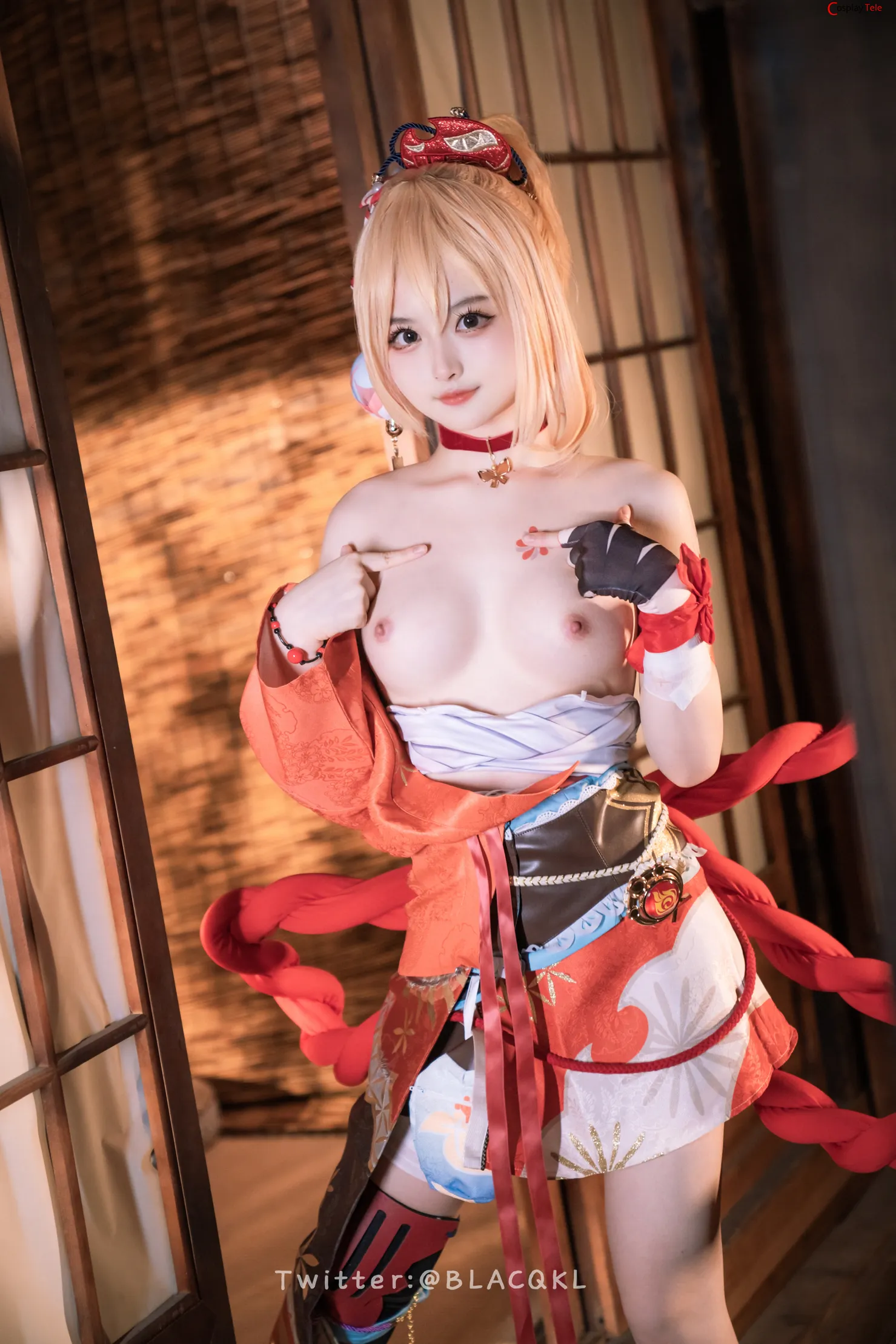 Blacqkl (白莉爱吃巧克力) cosplay Yoimiya – Genshin Impact