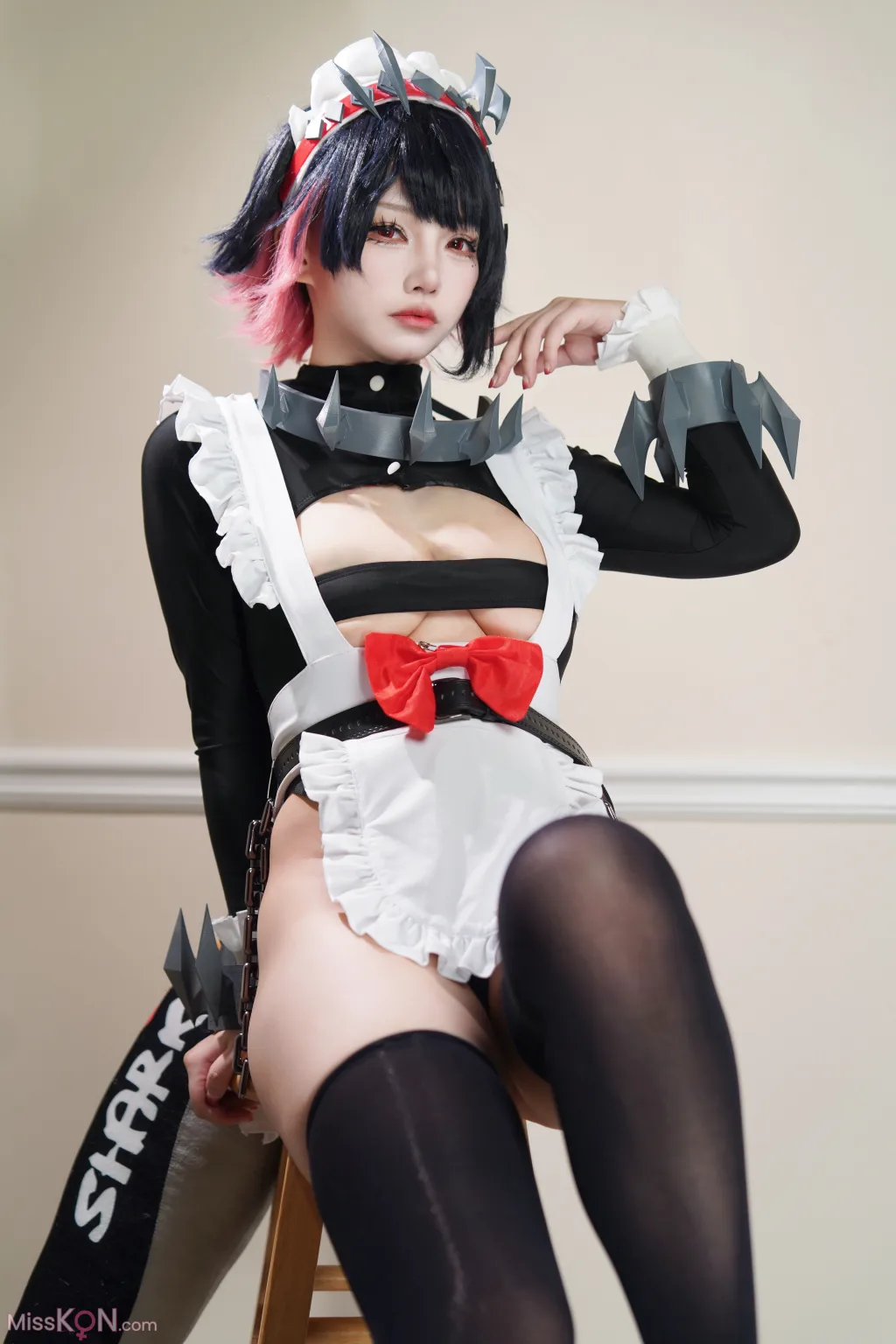 Coser@狐洛洛子_ 鲨鱼妹 女仆