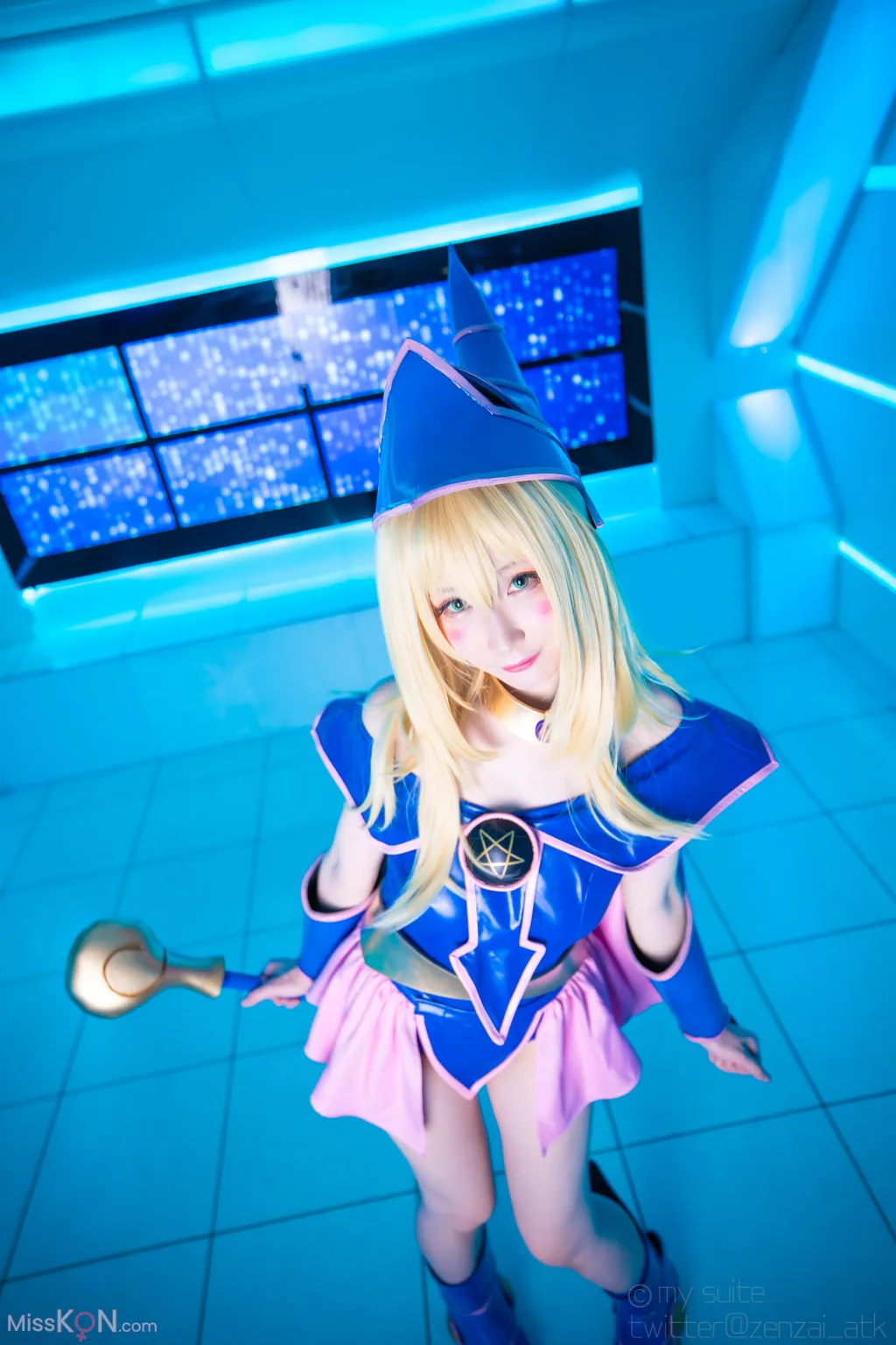 Coser@Atsuki (あつき)_ Magician of Sweet Chaos