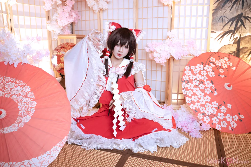 Coser@PoppaChan_ Reimu Hakurei