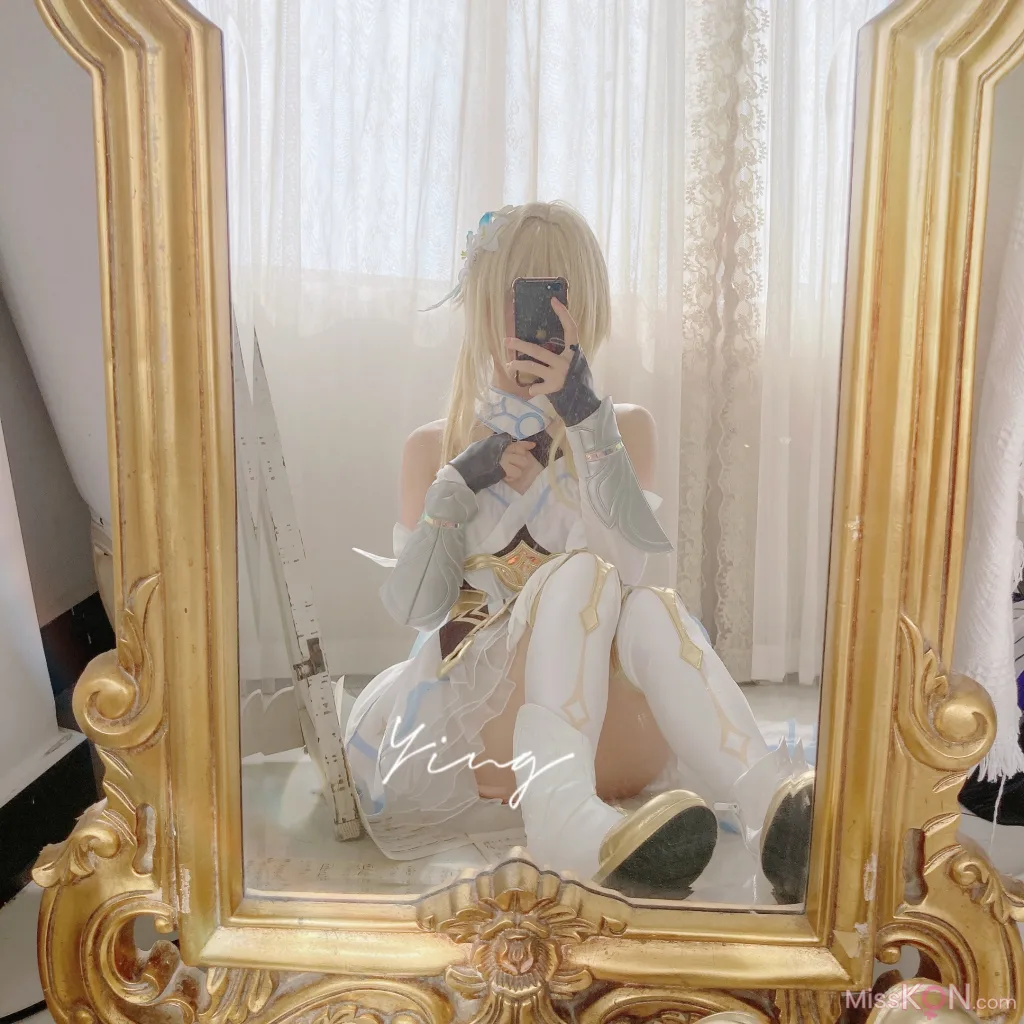 Coser@Seele麦麦_ 荧の纯白物语