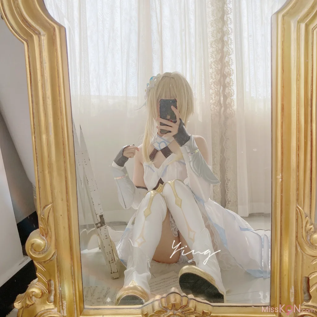 Coser@Seele麦麦_ 荧の纯白物语