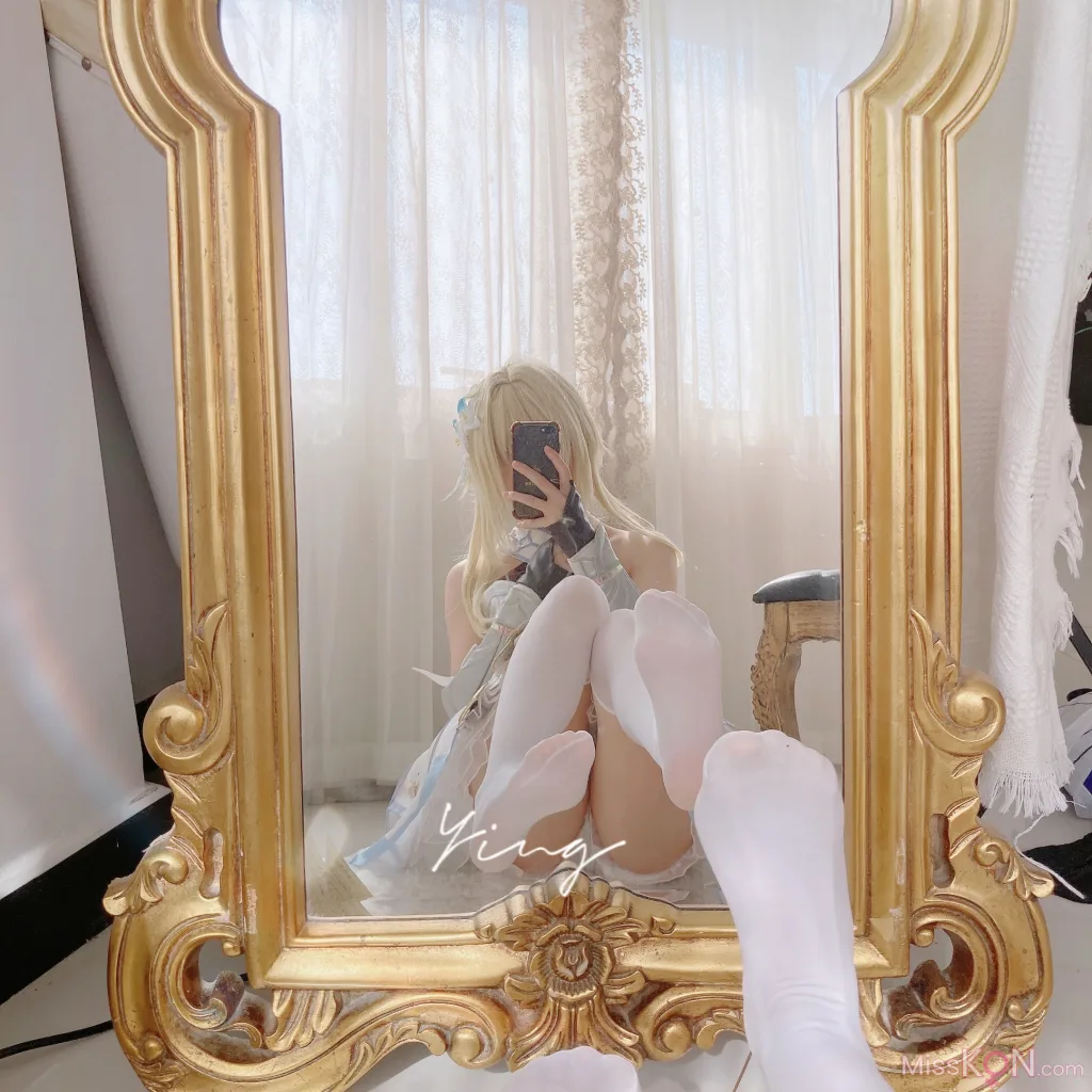 Coser@Seele麦麦_ 荧の纯白物语