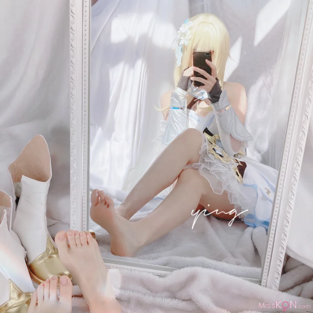 Coser@Seele麦麦_ 荧の纯白物语