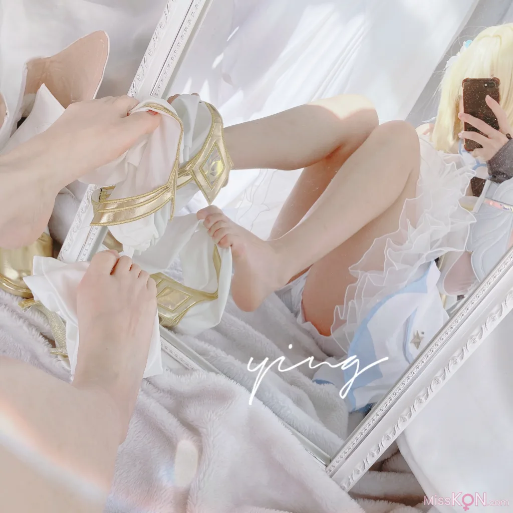 Coser@Seele麦麦_ 荧の纯白物语