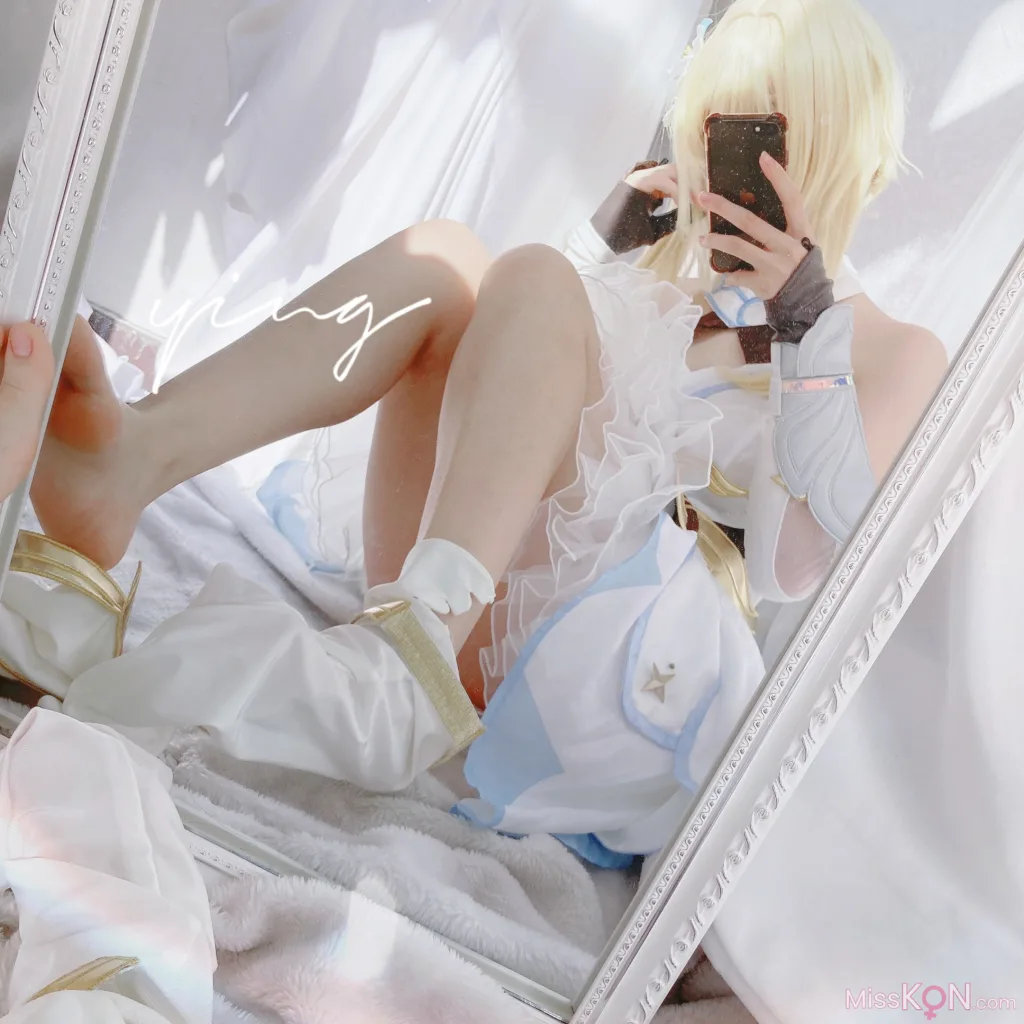 Coser@Seele麦麦_ 荧の纯白物语