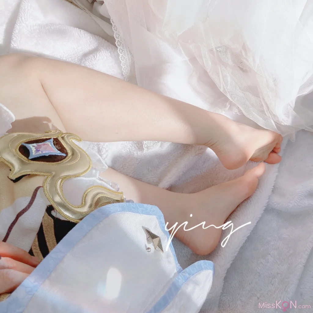 Coser@Seele麦麦_ 荧の纯白物语