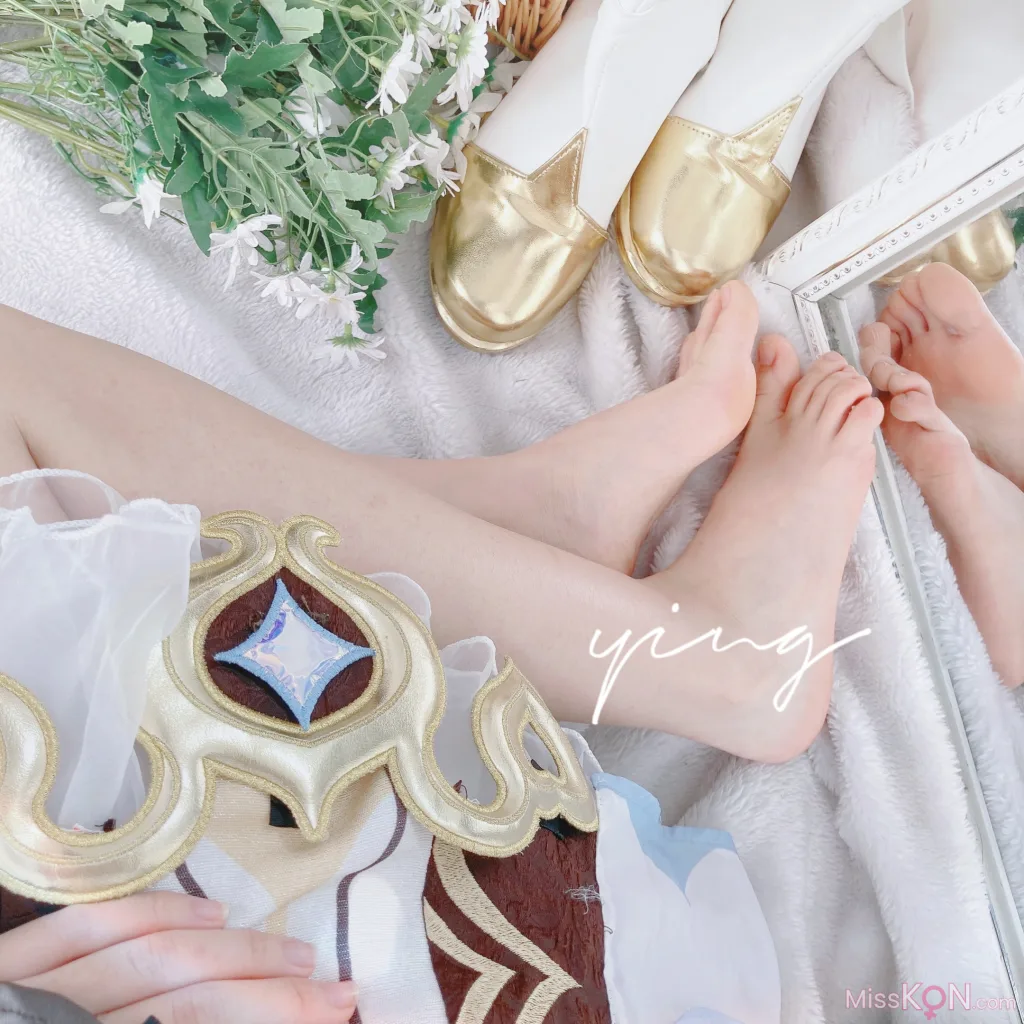 Coser@Seele麦麦_ 荧の纯白物语