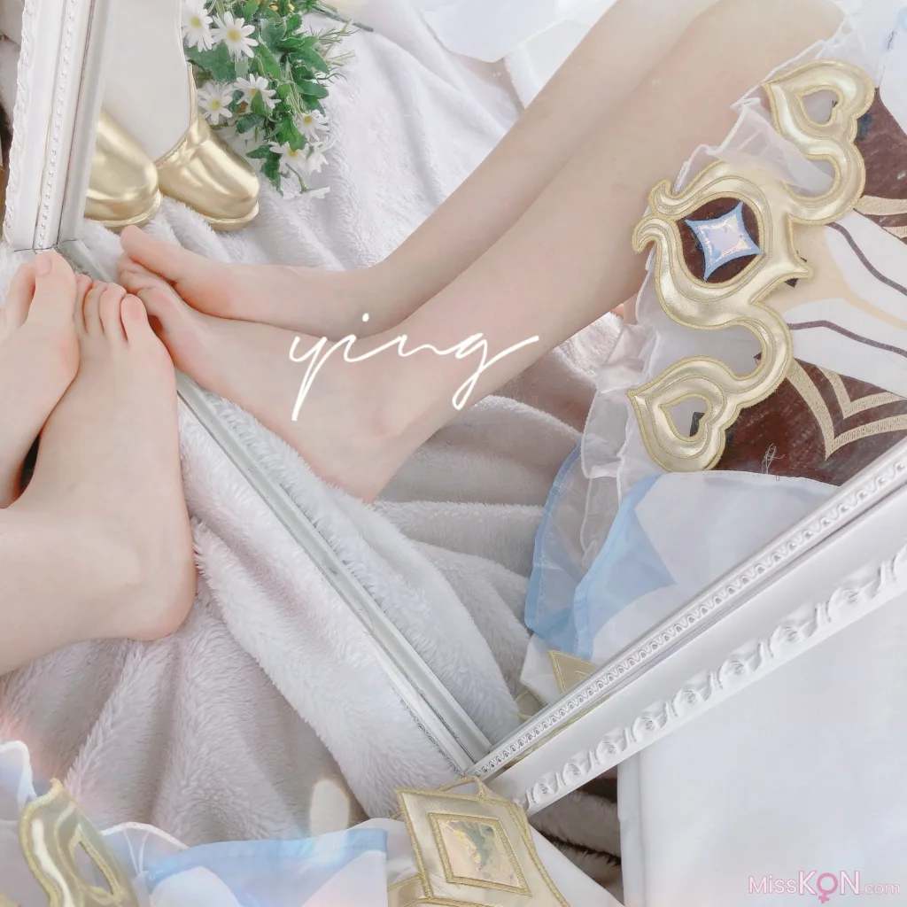 Coser@Seele麦麦_ 荧の纯白物语