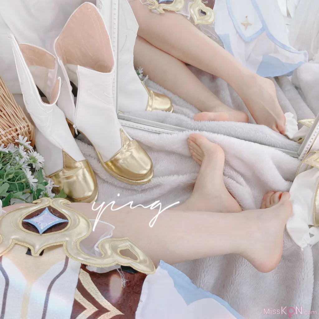 Coser@Seele麦麦_ 荧の纯白物语